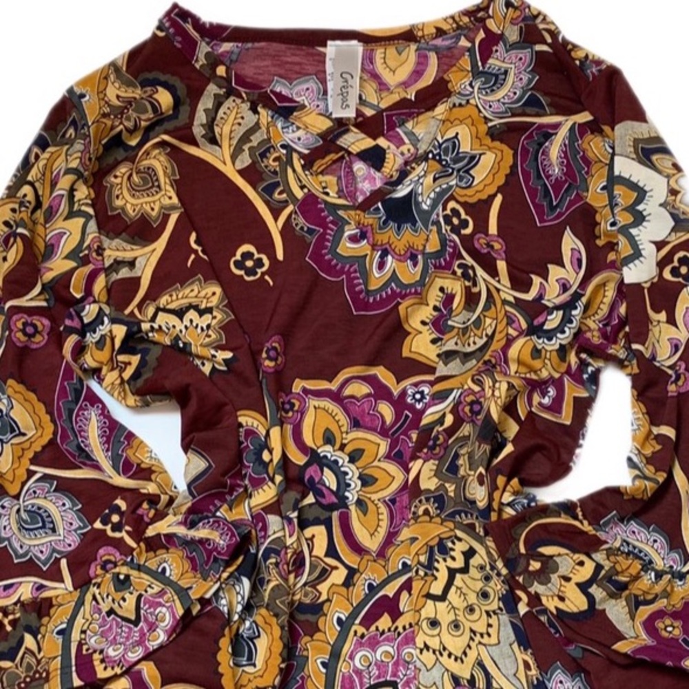 5⭐️ PLUS Beautiful Tunic Dress - Only 3 Left! - Picture 3 of 7